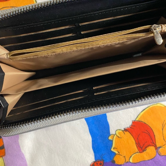 Wallet - Picture 1 of 3